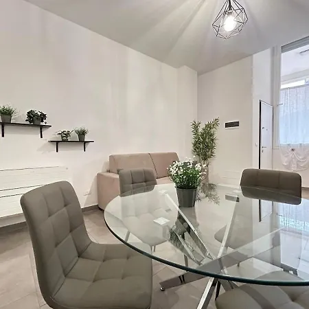 Apartment Loft In Fiera 3 *